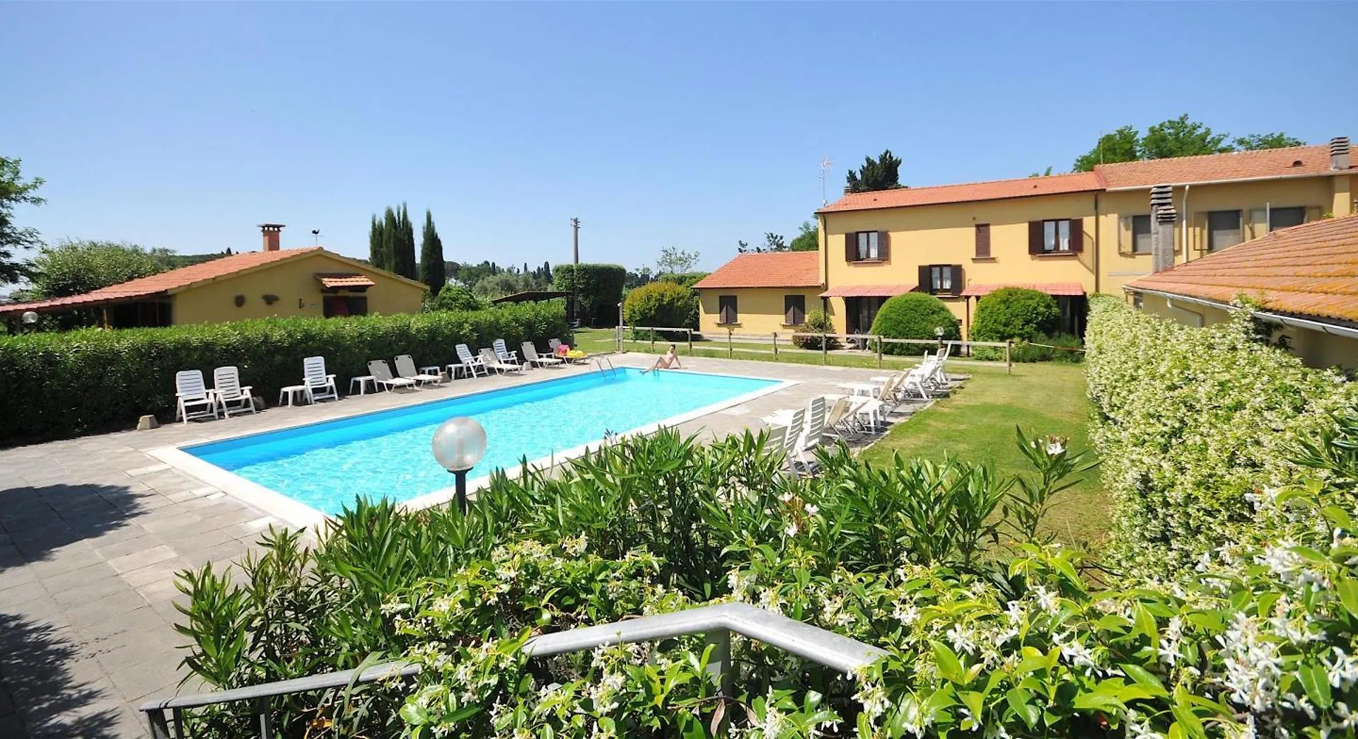 Wohnung Mit Pool Und Grossem Garten Cecina  Apartment Cecina (Livorno)