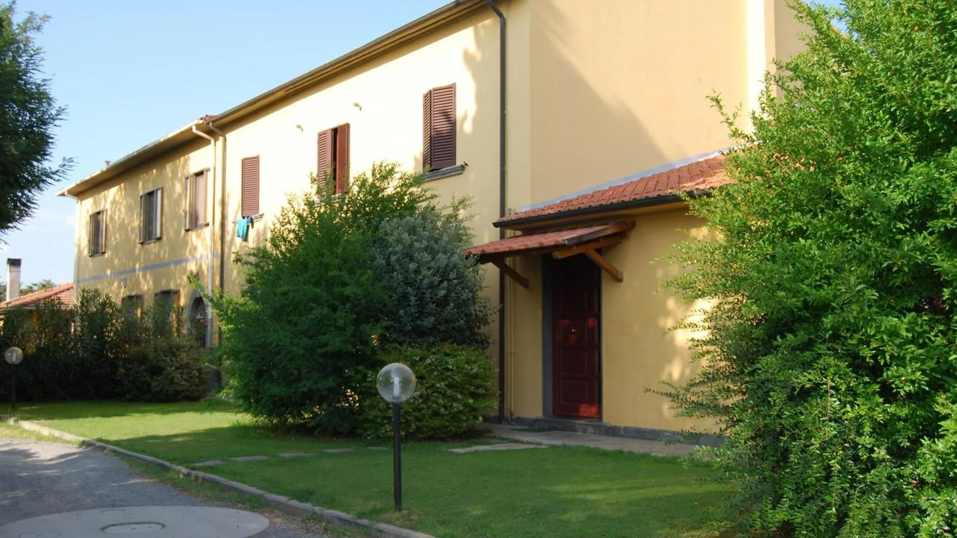 Wohnung Mit Pool Und Grossem Garten Cecina  0*, Cecina (Livorno) Italy