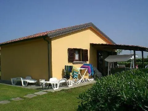 Wohnung Mit Pool Und Grossem Garten Cecina  Cecina (Livorno)